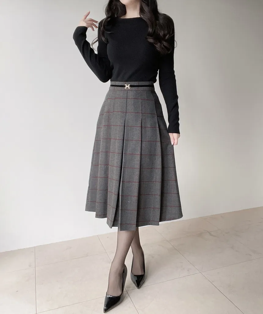 シャーリングボートネックワンショルダーアンバランススリットTシャツ | mirangmirang | 詳細画像35