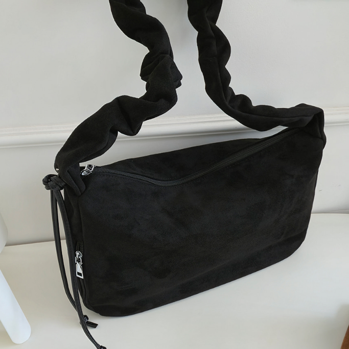 スエード調ジップアップドローストリングポケットショルダーバッグ | 詳細画像23