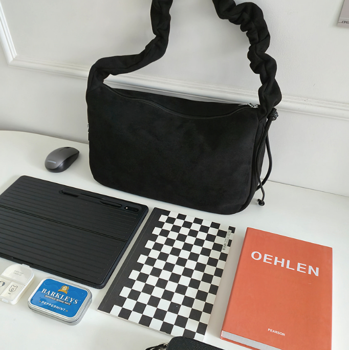 スエード調ジップアップドローストリングポケットショルダーバッグ | 詳細画像25