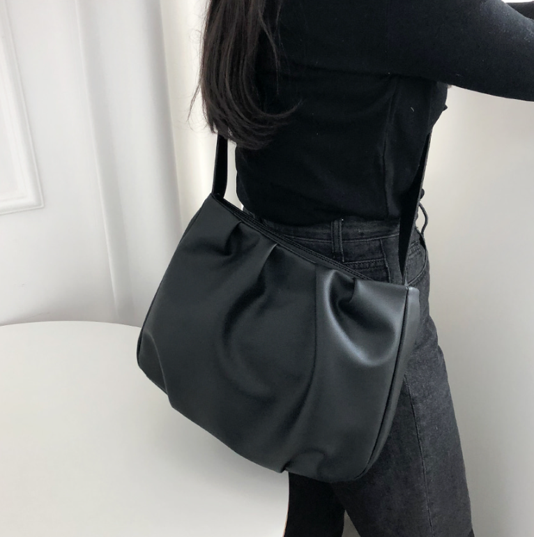 レザー調ピンタックショルダーバッグ | 詳細画像6