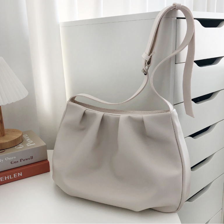 レザー調ピンタックショルダーバッグ | 詳細画像19