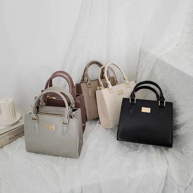 レザー調ミニショルダーバッグ | 詳細画像2