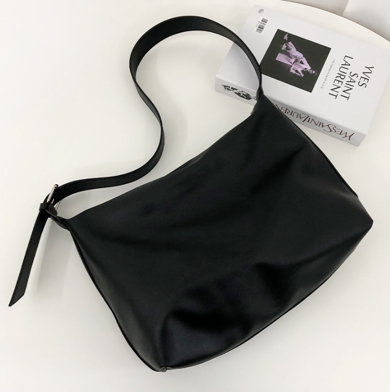 レザー調ベーシックビッグ無地ショルダーバッグ | 詳細画像14