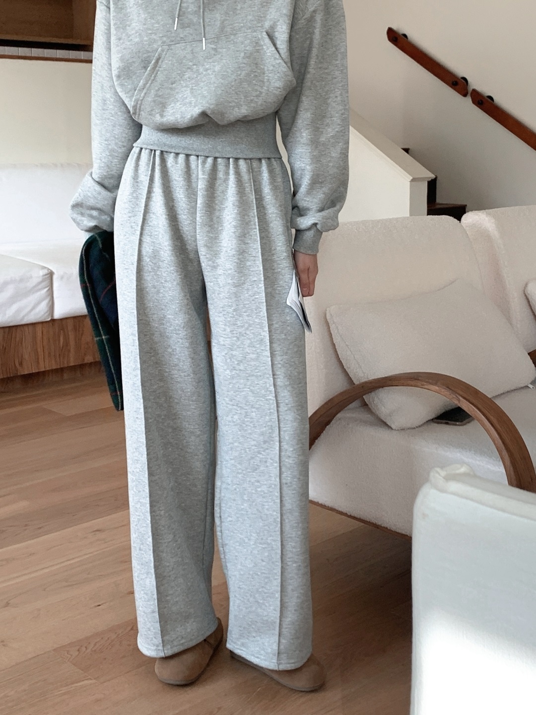 タートルネックドローストリングウエストゴムカンガルーポケットセットアップ | 詳細画像11