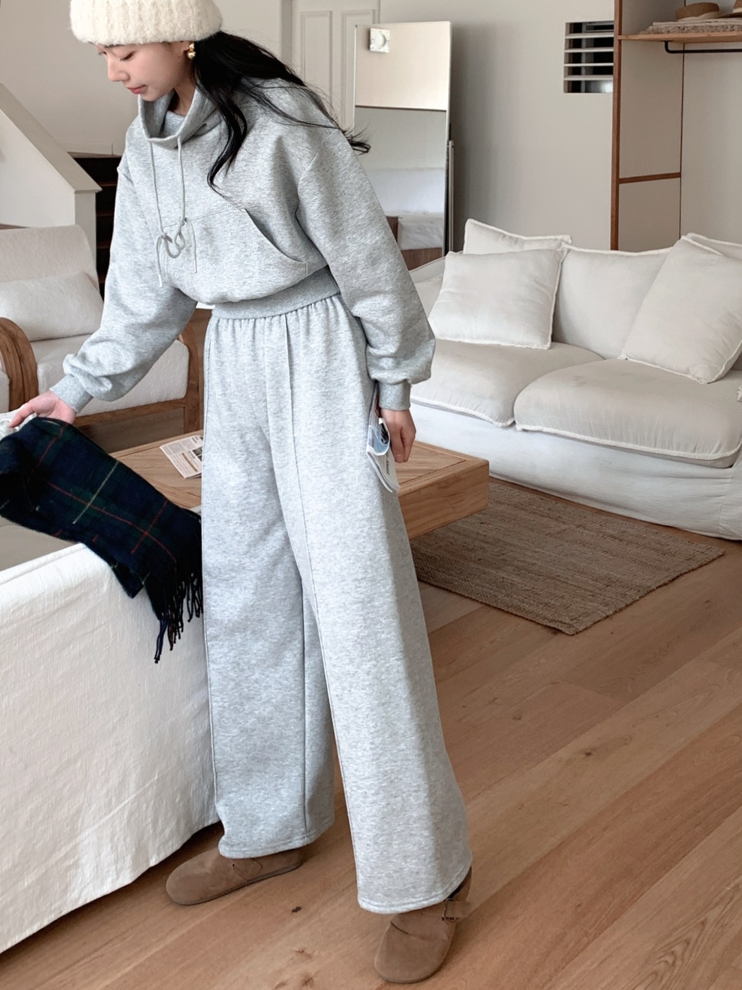 タートルネックドローストリングウエストゴムカンガルーポケットセットアップ | 詳細画像15