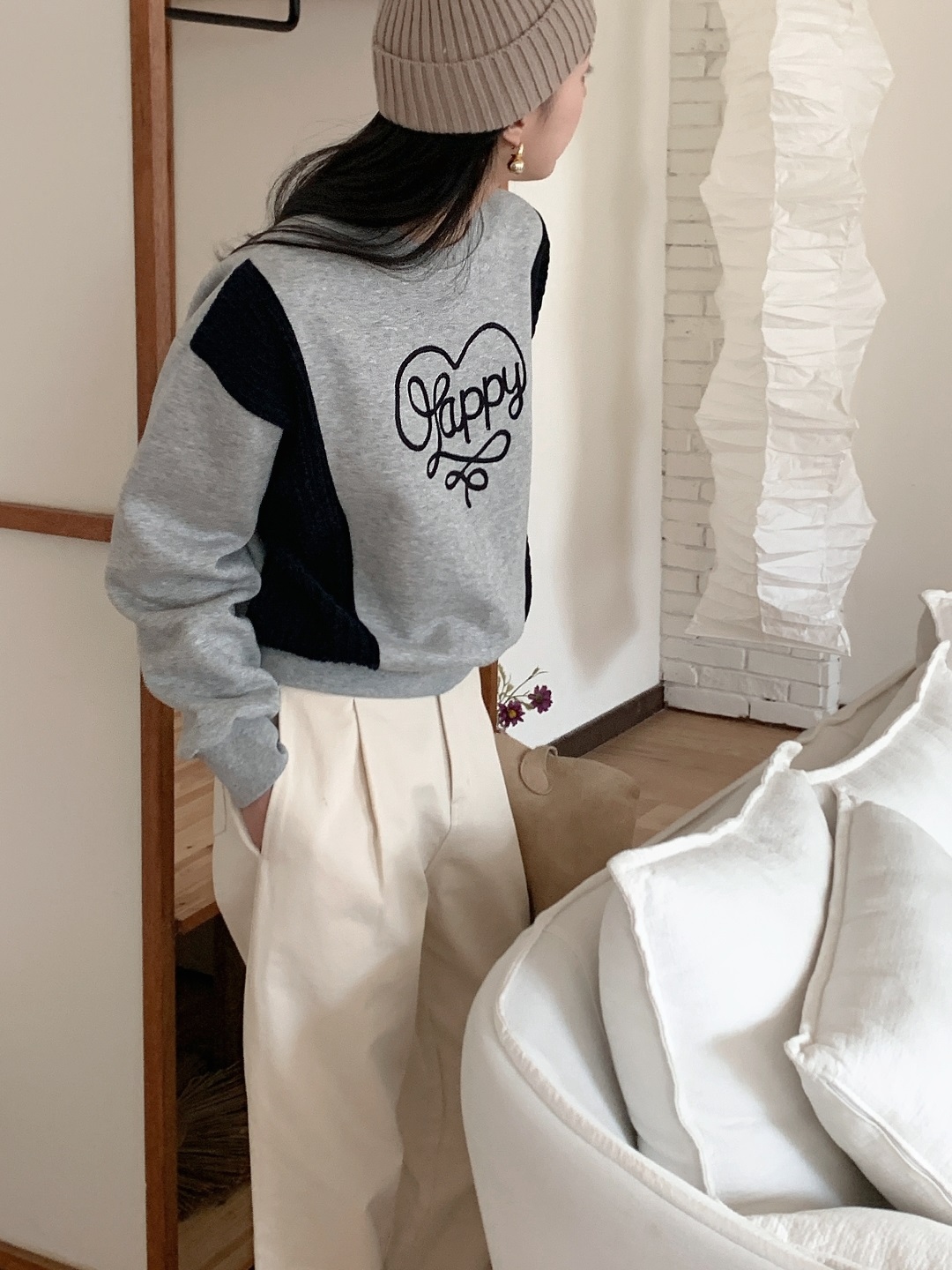 裏起毛ラウンドネック刺繍配色スウェット | 詳細画像3