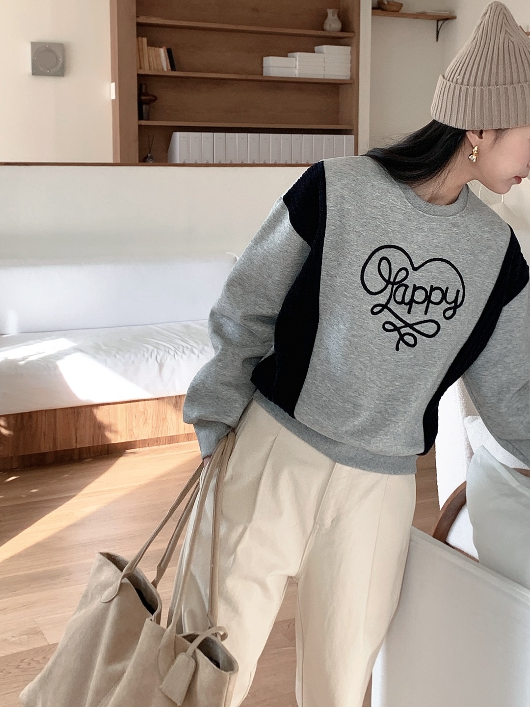 裏起毛ラウンドネック刺繍配色スウェット | 詳細画像9