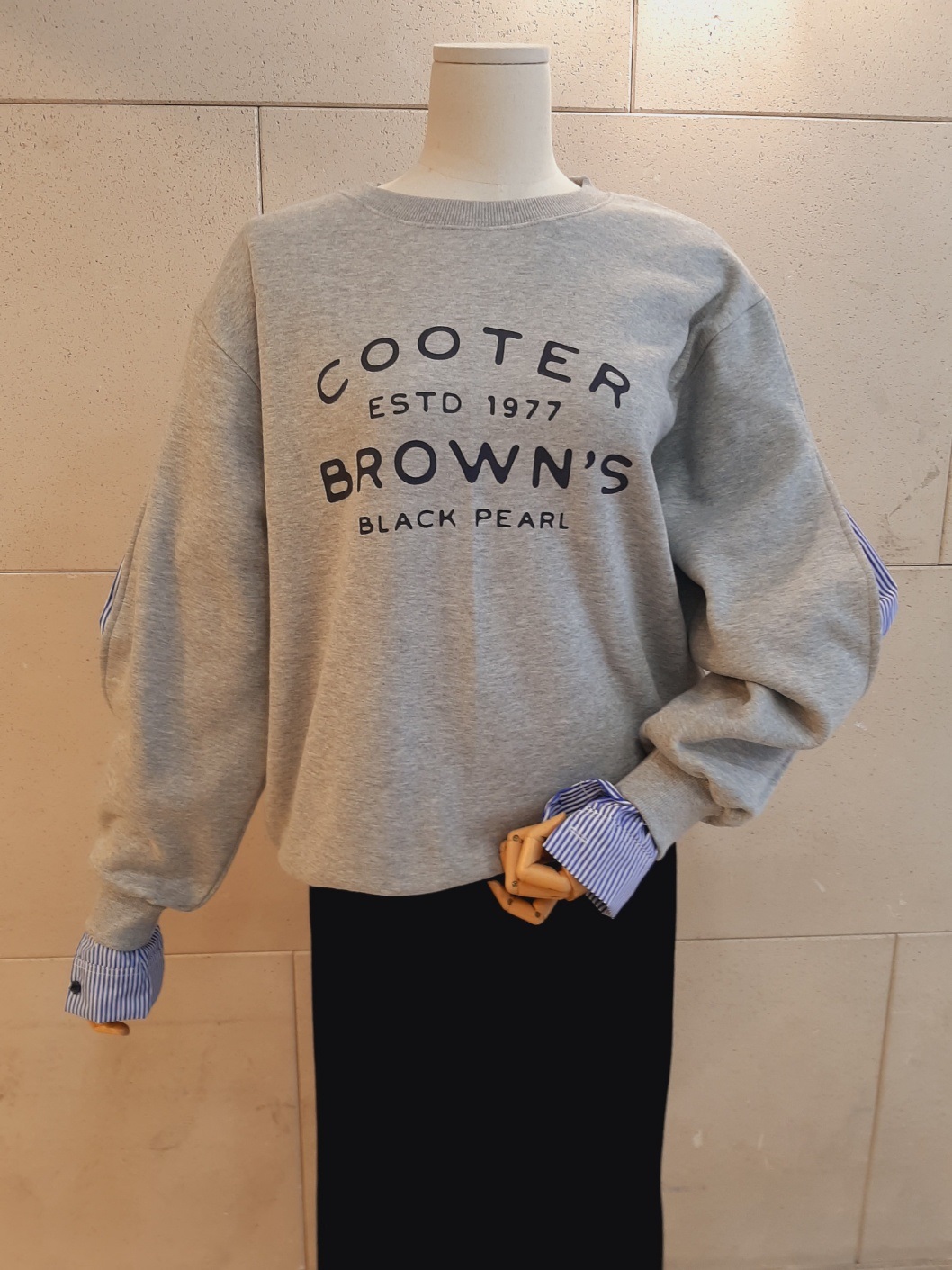 裏起毛コンビ配色ラウンドネックレイヤード風長袖ロゴスウェット | 詳細画像4