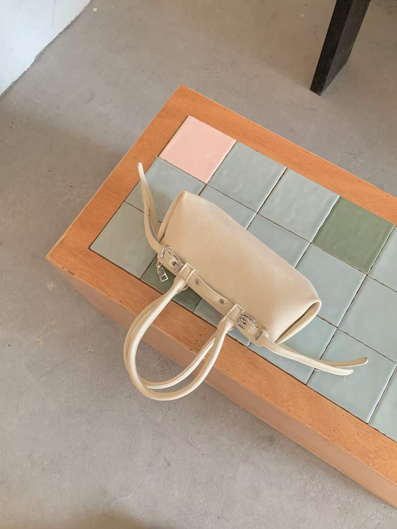 レザー調バックルカラーショルダーバッグ2WAYストラップセット(バックルあり) | 詳細画像14