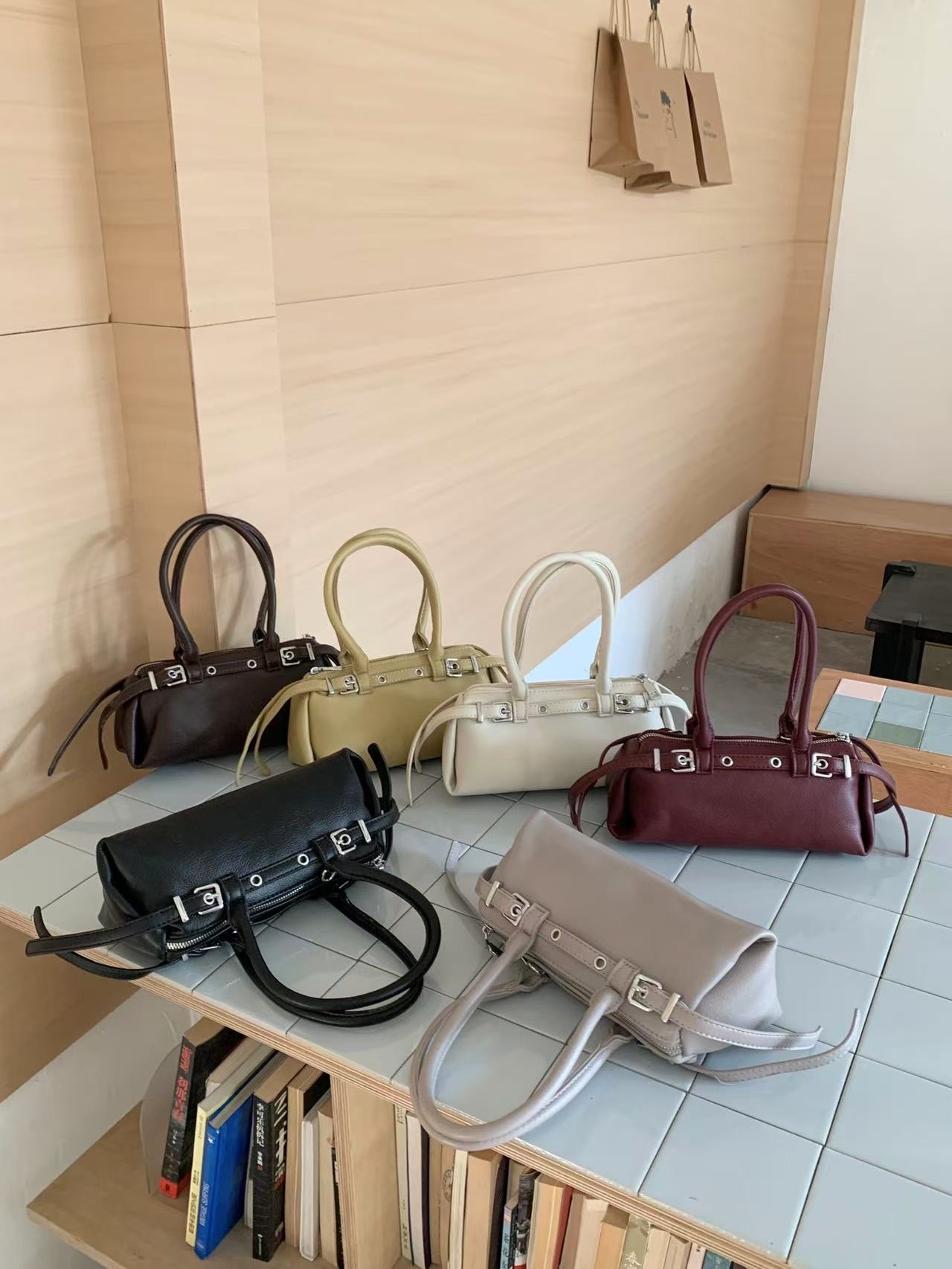 レザー調バックルカラーショルダーバッグ2WAYストラップセット(バックルあり) | 詳細画像18