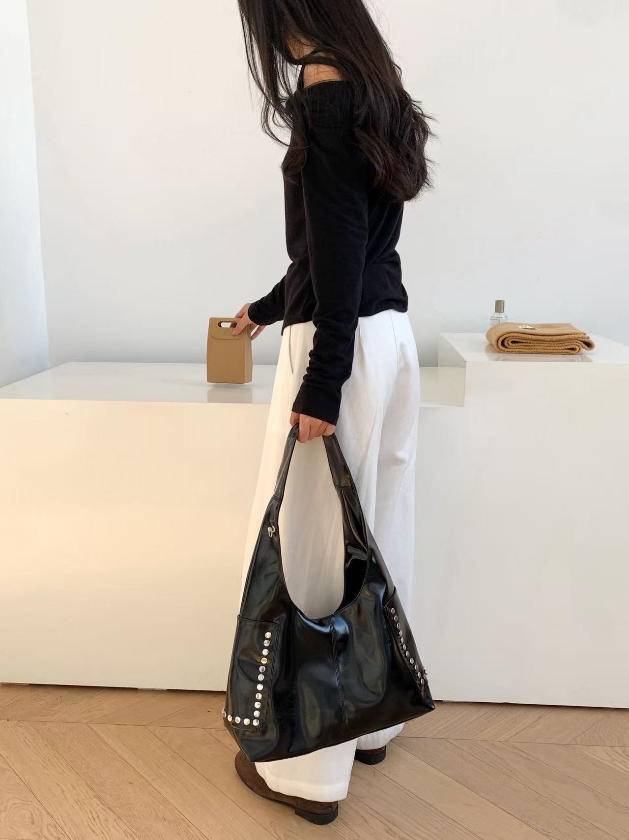 ポケットスタッズショルダーバッグ | 詳細画像13