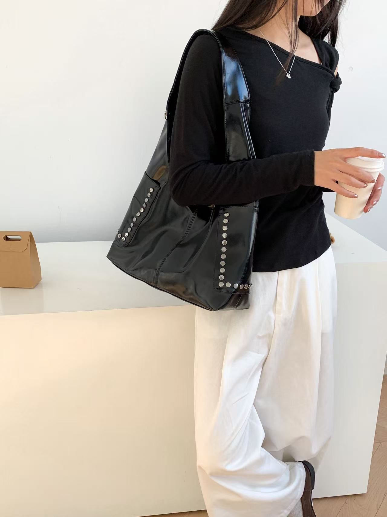 ポケットスタッズショルダーバッグ | 詳細画像15