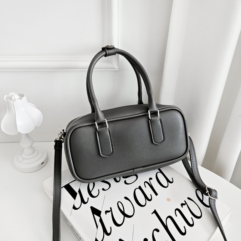 レザー調ミニショルダーバッグ | 詳細画像22