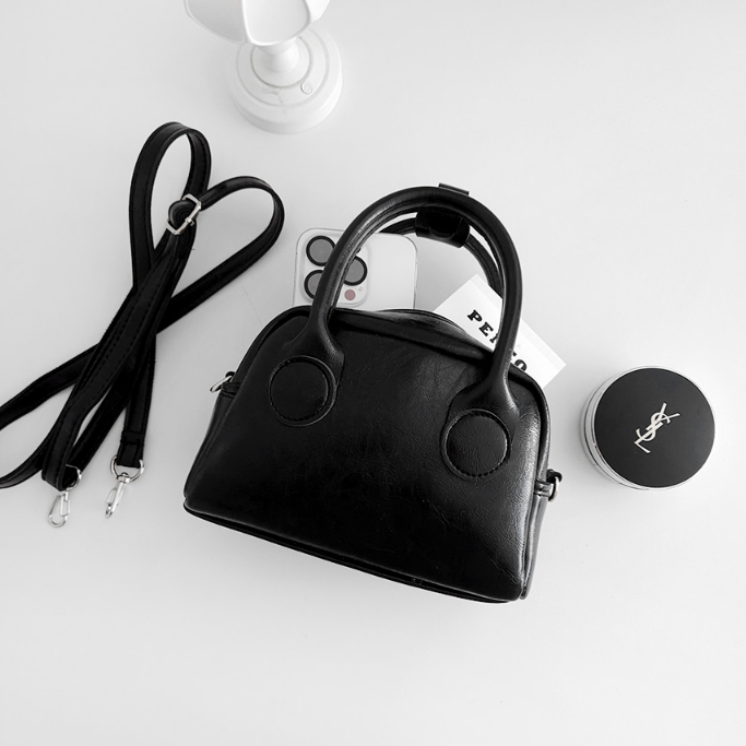 レザー調ショルダーバッグ | 詳細画像10