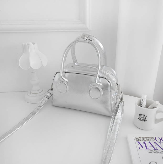 レザー調ショルダーバッグ | 詳細画像17