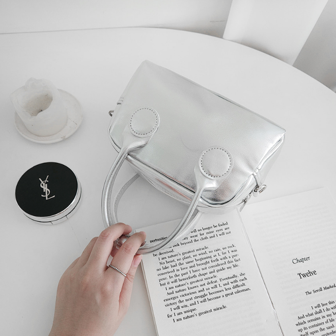 レザー調ショルダーバッグ | 詳細画像19