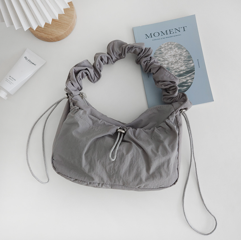 シャーリングドローストリングショルダーバッグ | 詳細画像20