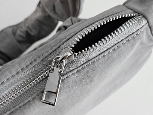 シャーリングドローストリングショルダーバッグ | 詳細画像28