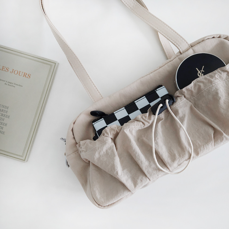 シャーリングドローストリングポケットショルダーバッグストラップ付 | 詳細画像13