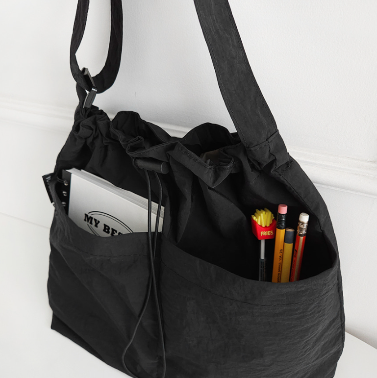 ドローストリングポケットショルダーバッグ | 詳細画像9