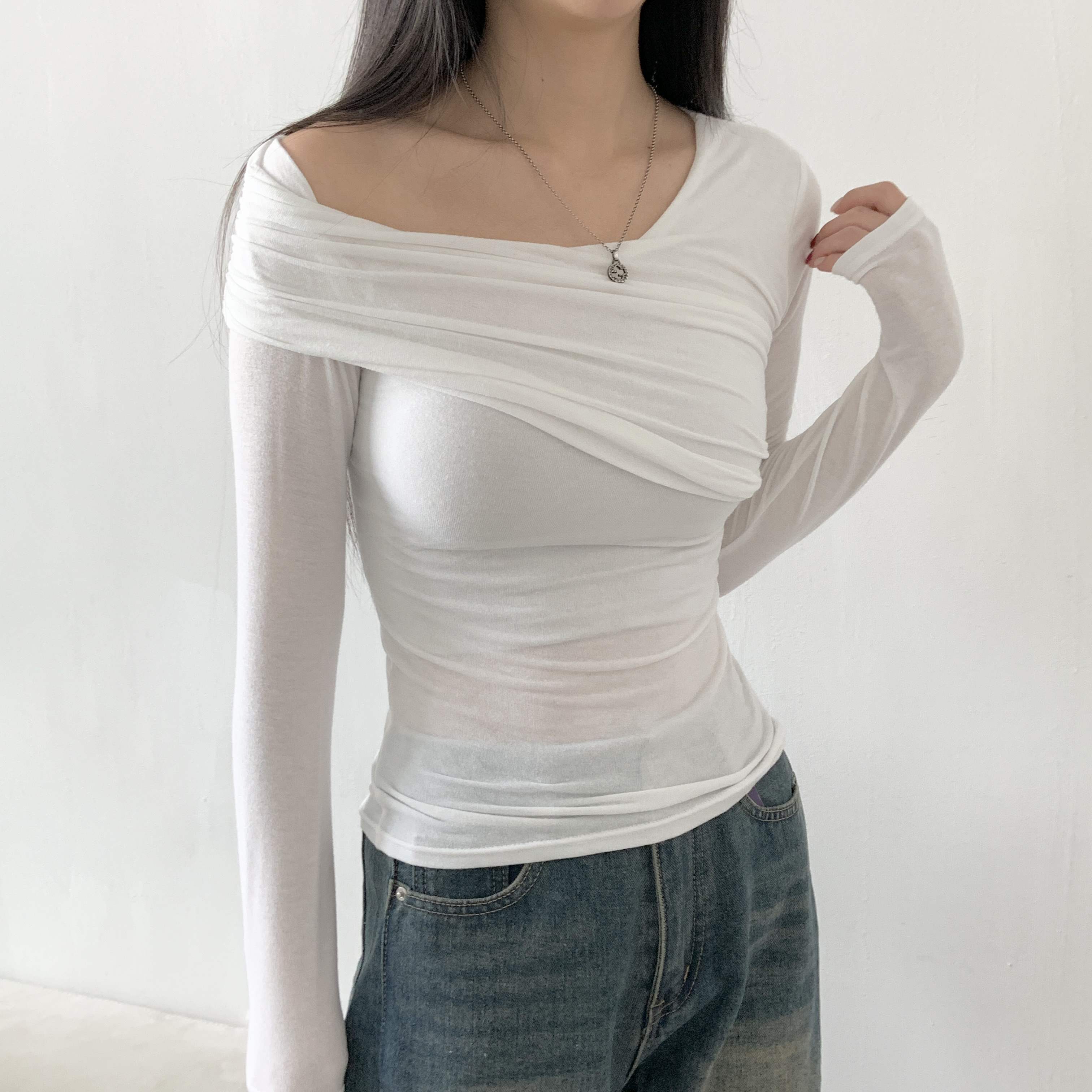 ストレッチオフショルダースリム長袖ギャザーTシャツ | 詳細画像6