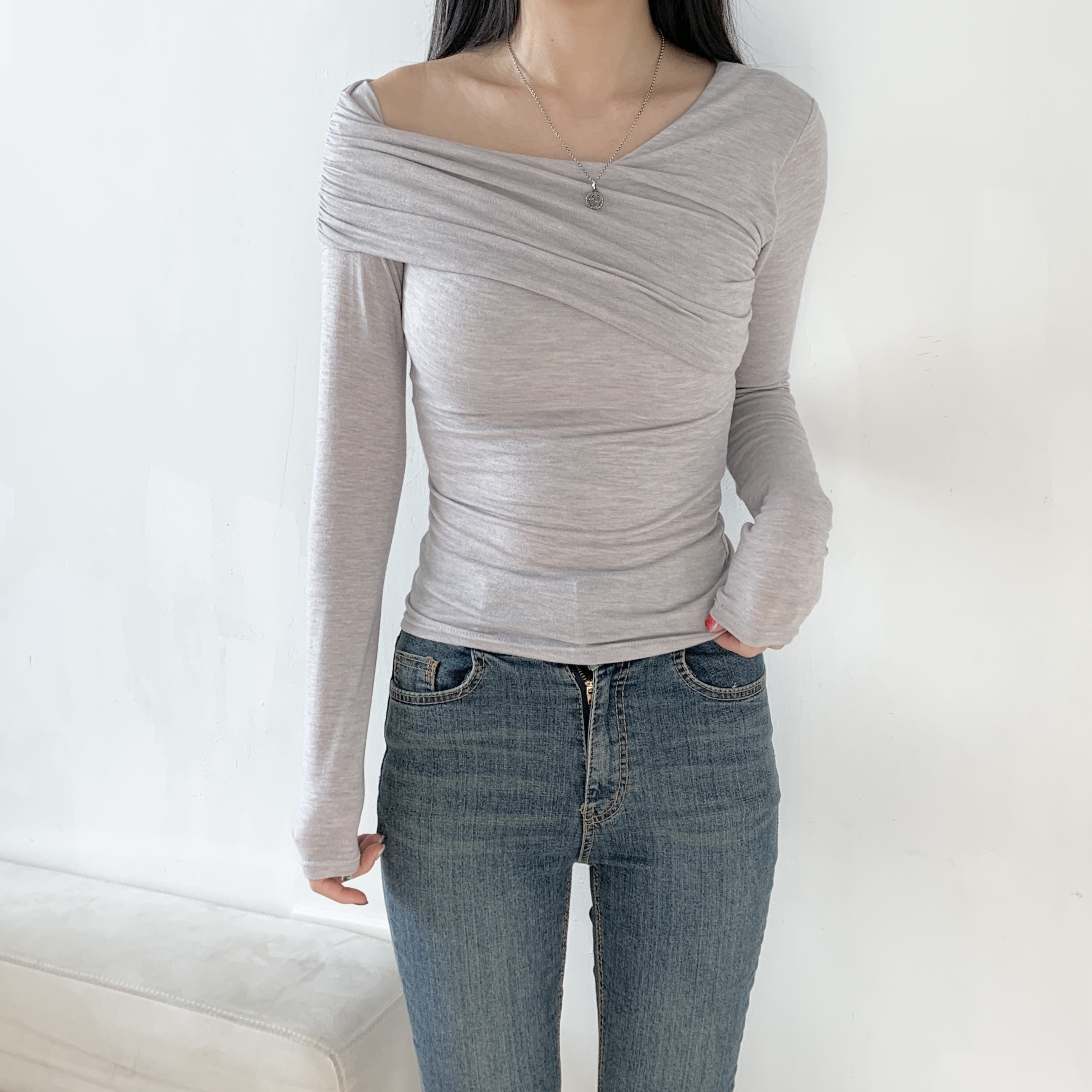 ストレッチオフショルダースリム長袖ギャザーTシャツ | 詳細画像8