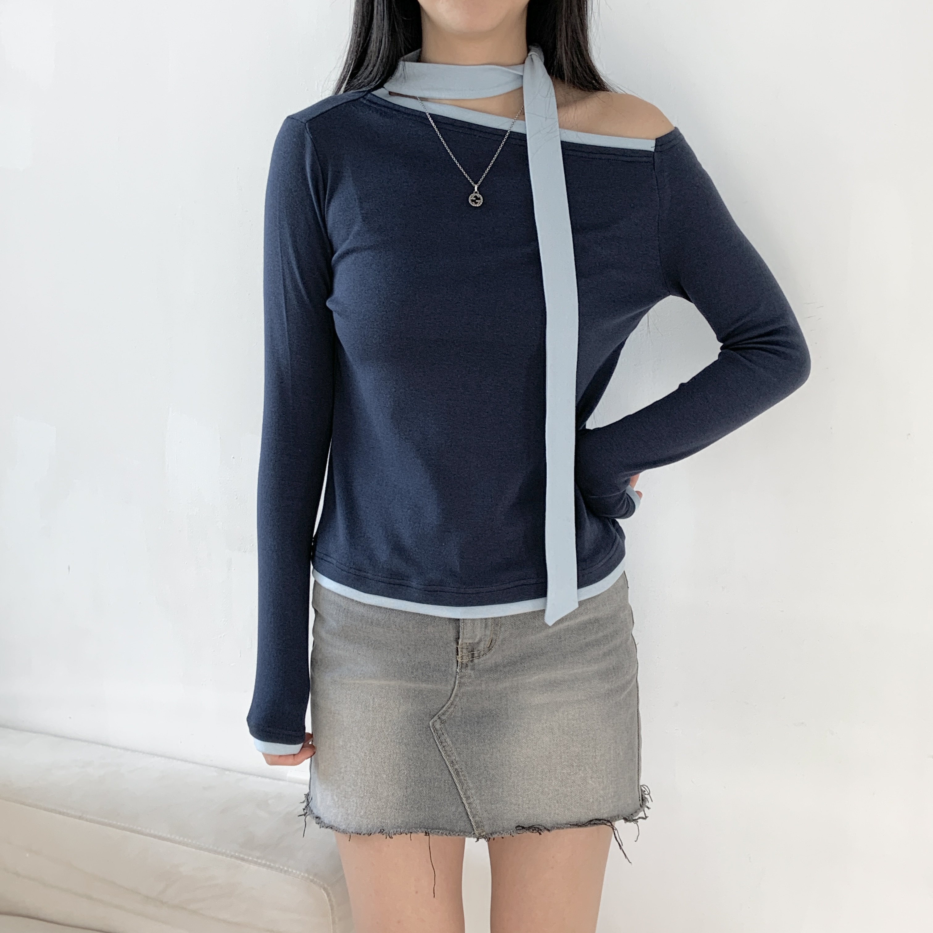 配色ベーシックスリム長袖スカーフネックTシャツ | 詳細画像9