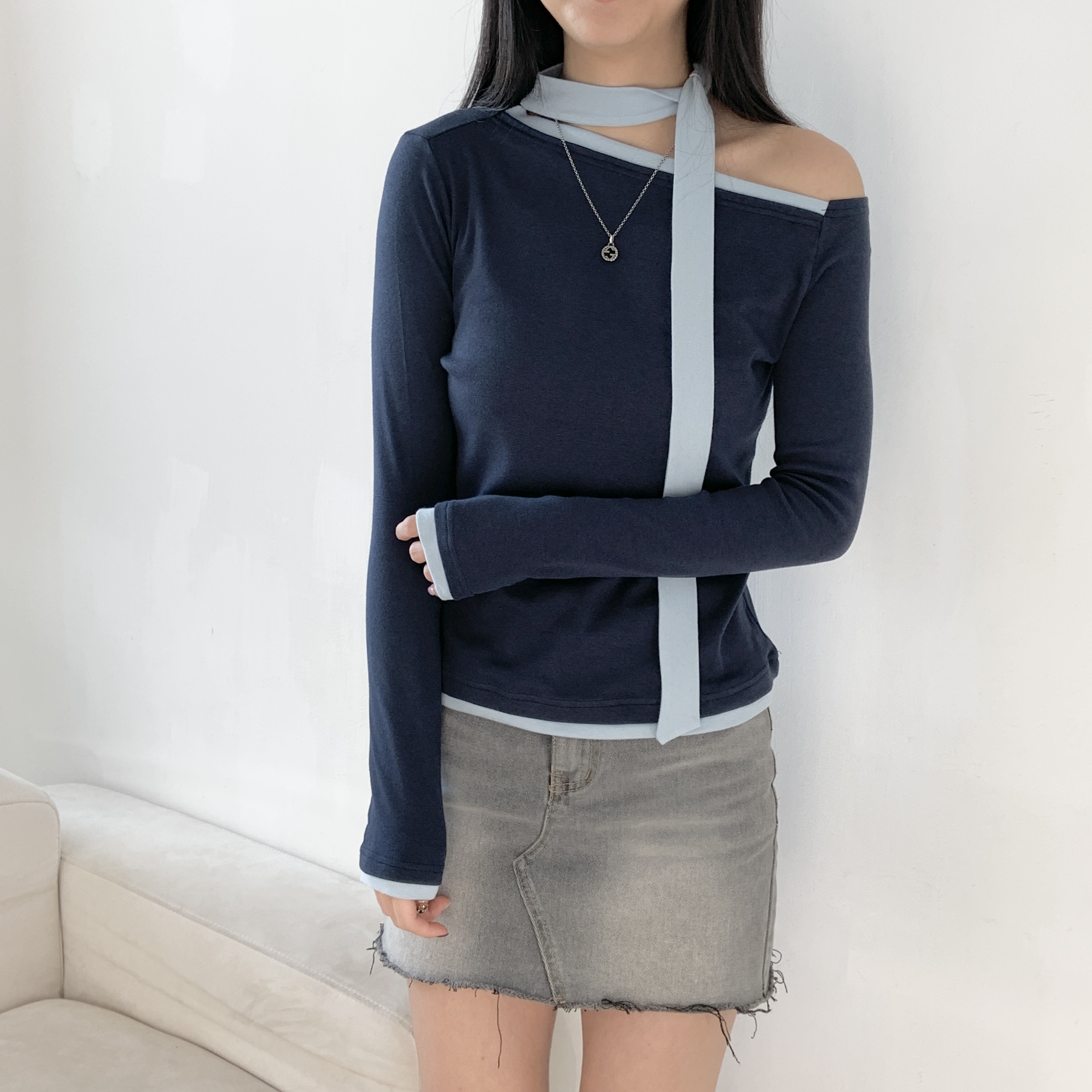 配色ベーシックスリム長袖スカーフネックTシャツ | 詳細画像11