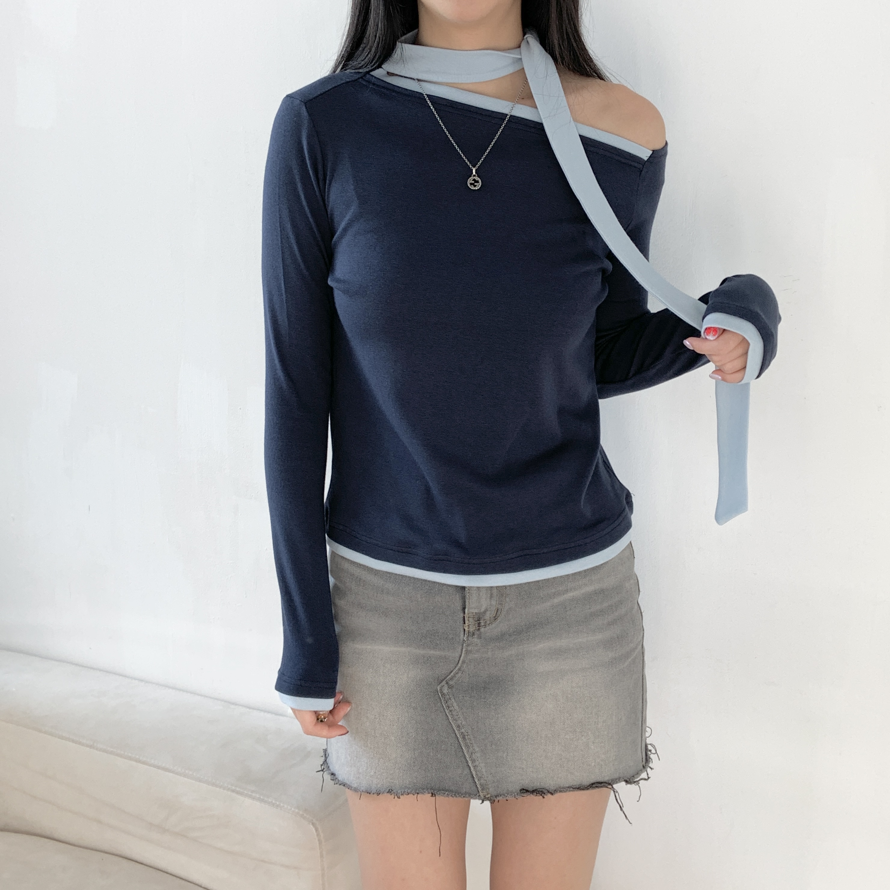 配色ベーシックスリム長袖スカーフネックTシャツ | 詳細画像10