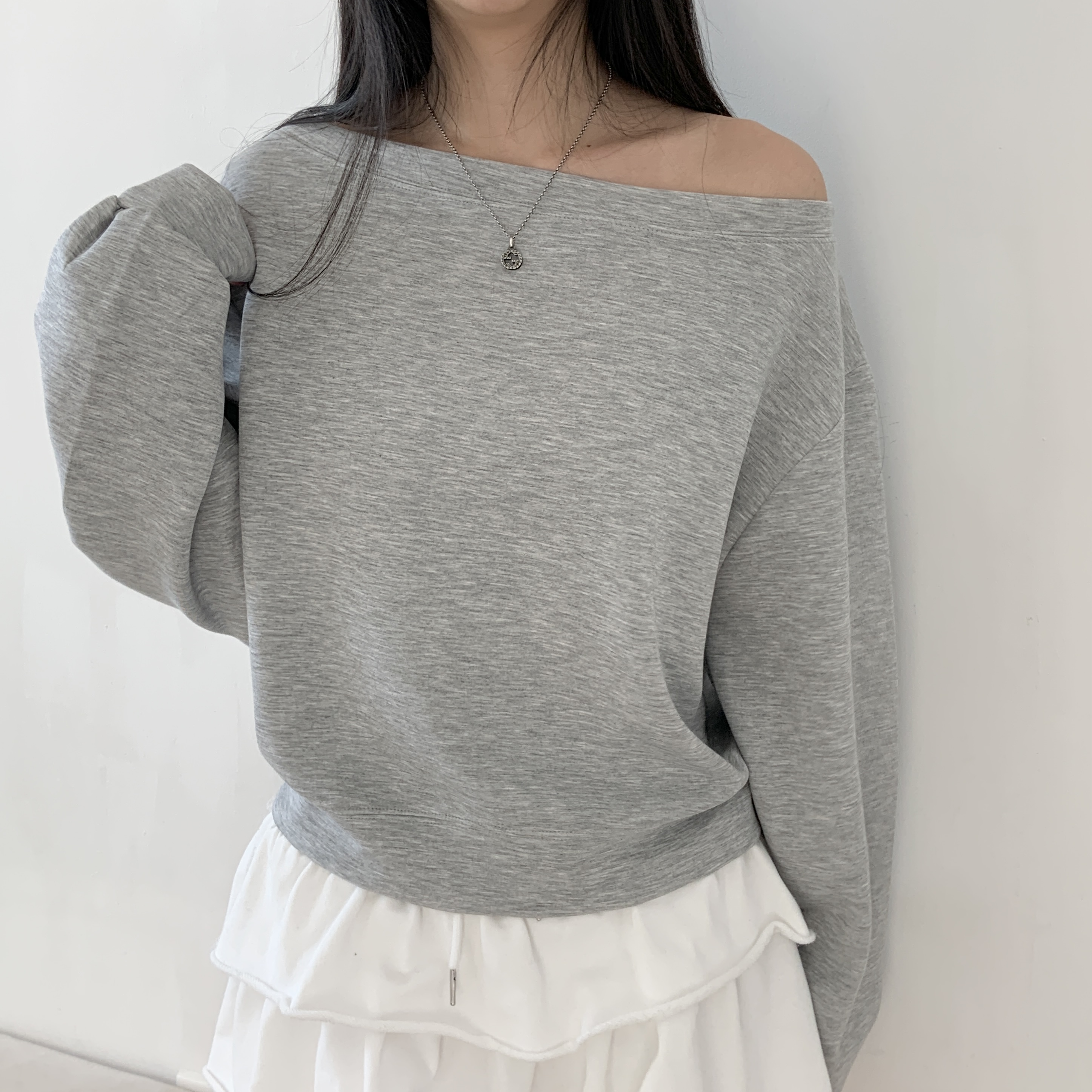 オフショルダールーズ長袖スウェット | 詳細画像4