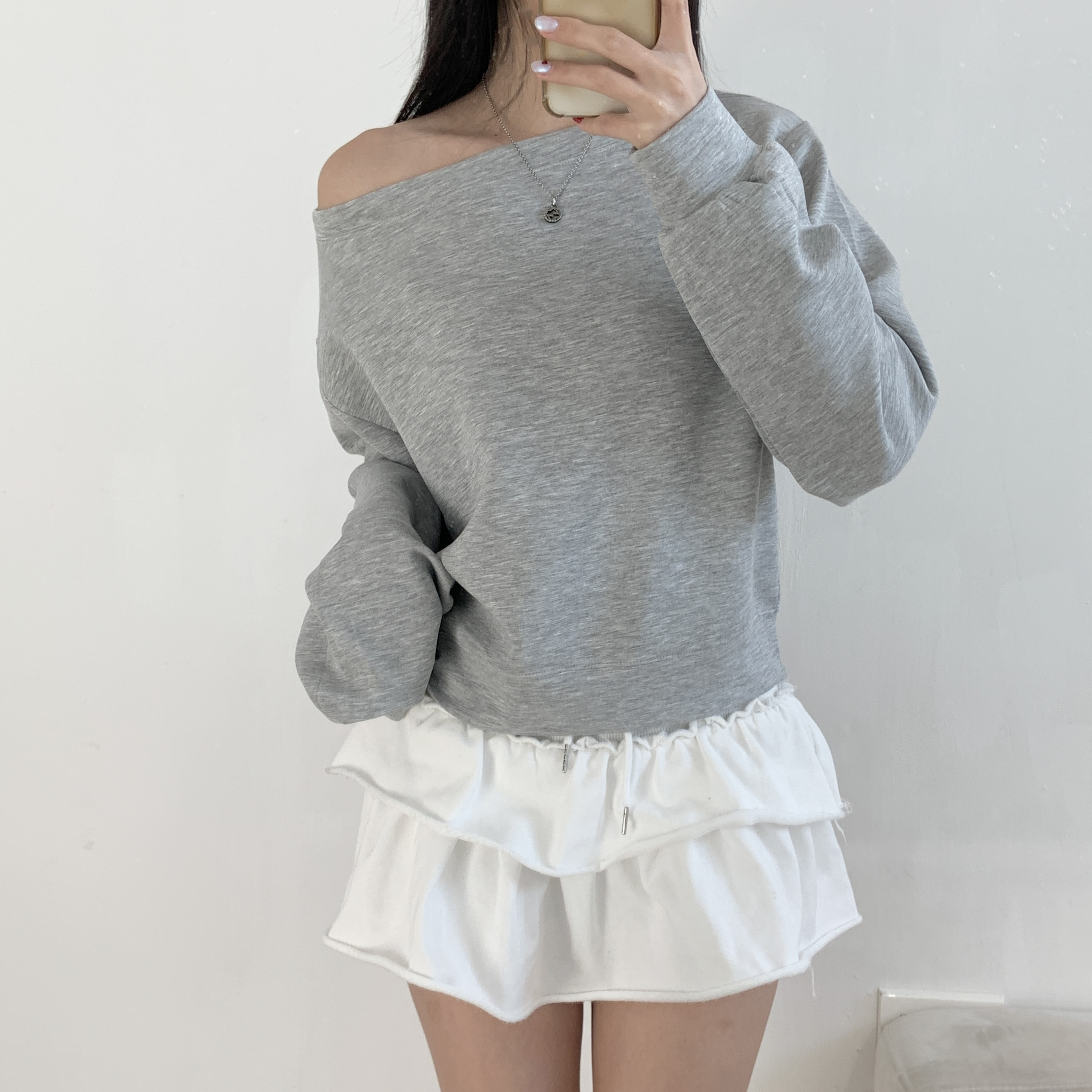 オフショルダールーズ長袖スウェット | 詳細画像5