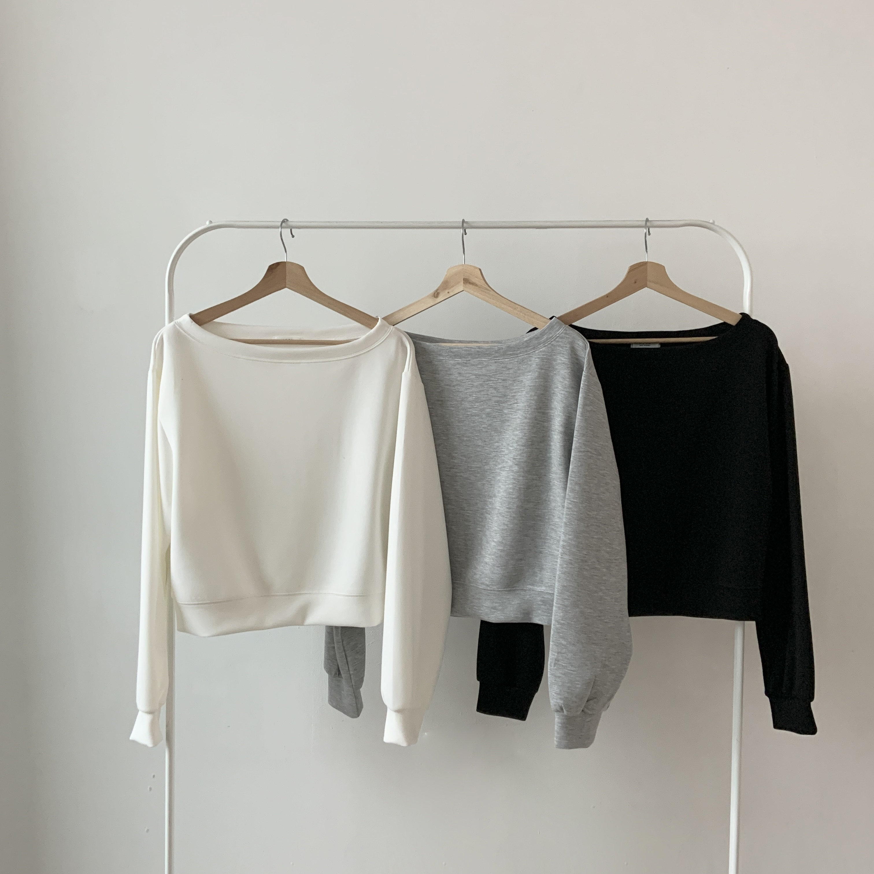 オフショルダールーズ長袖スウェット | 詳細画像9