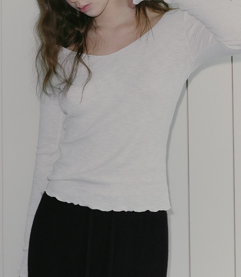 Vネックベーシックスリム長袖Tシャツ | 詳細画像2