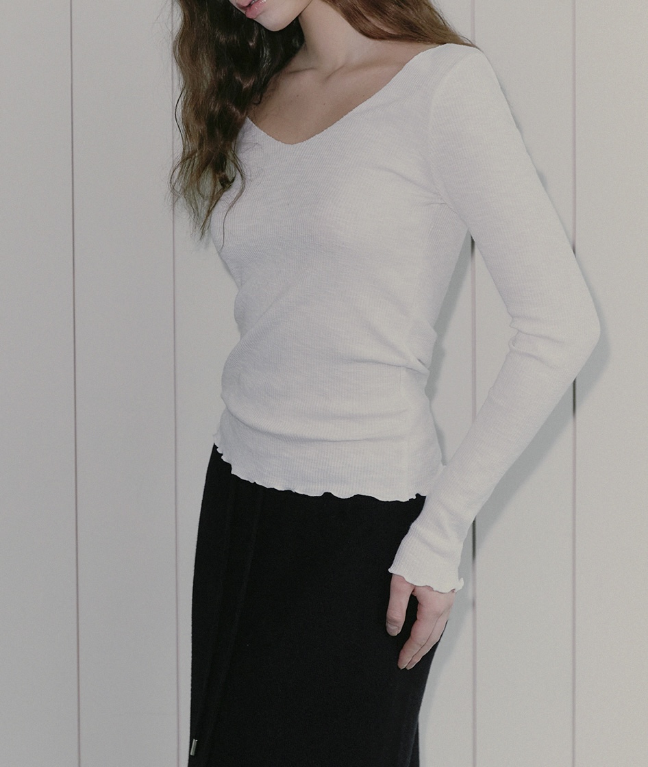 Vネックベーシックスリム長袖Tシャツ | 詳細画像4