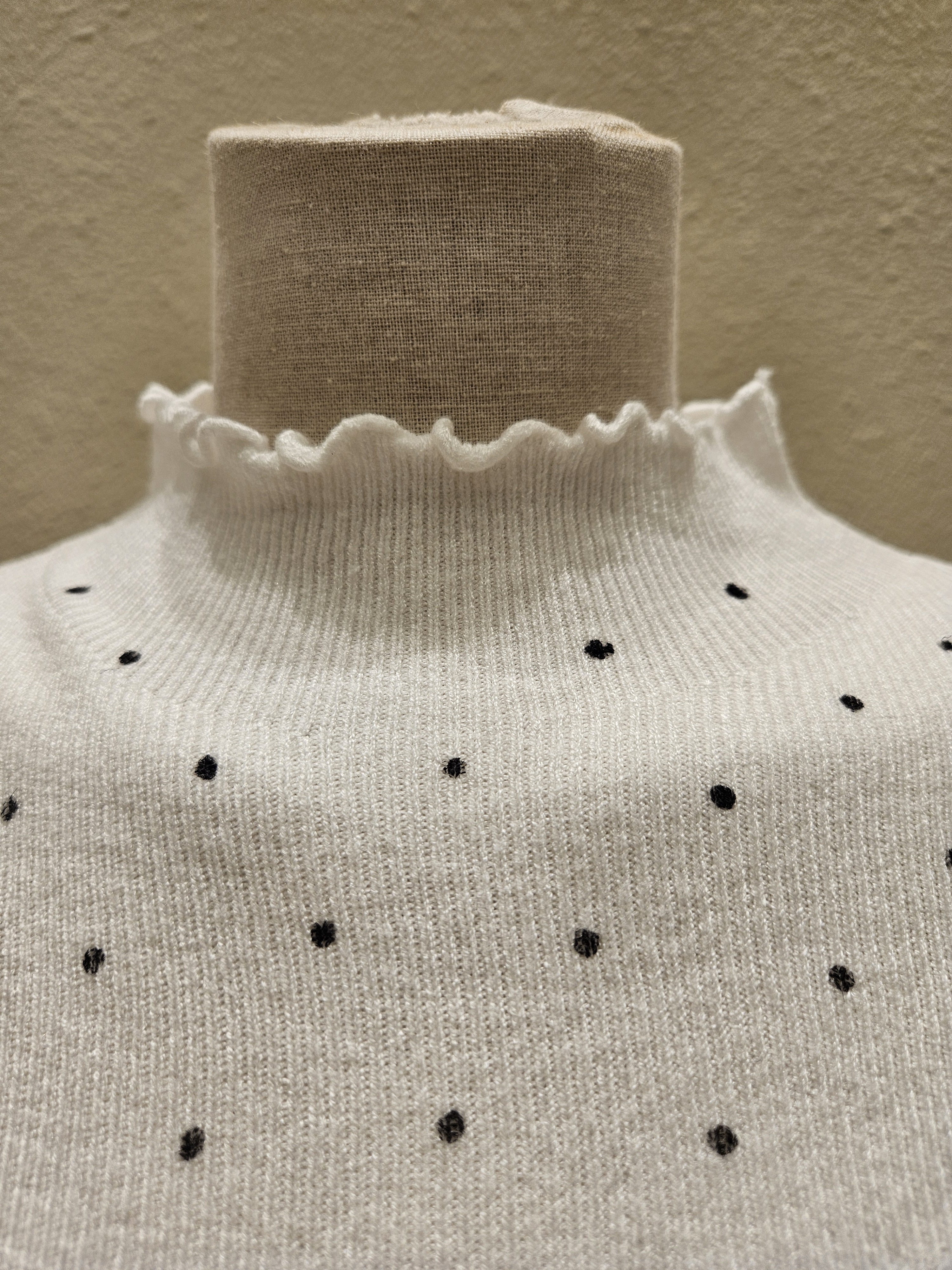 ハーフネックメロウドットニット | 詳細画像14