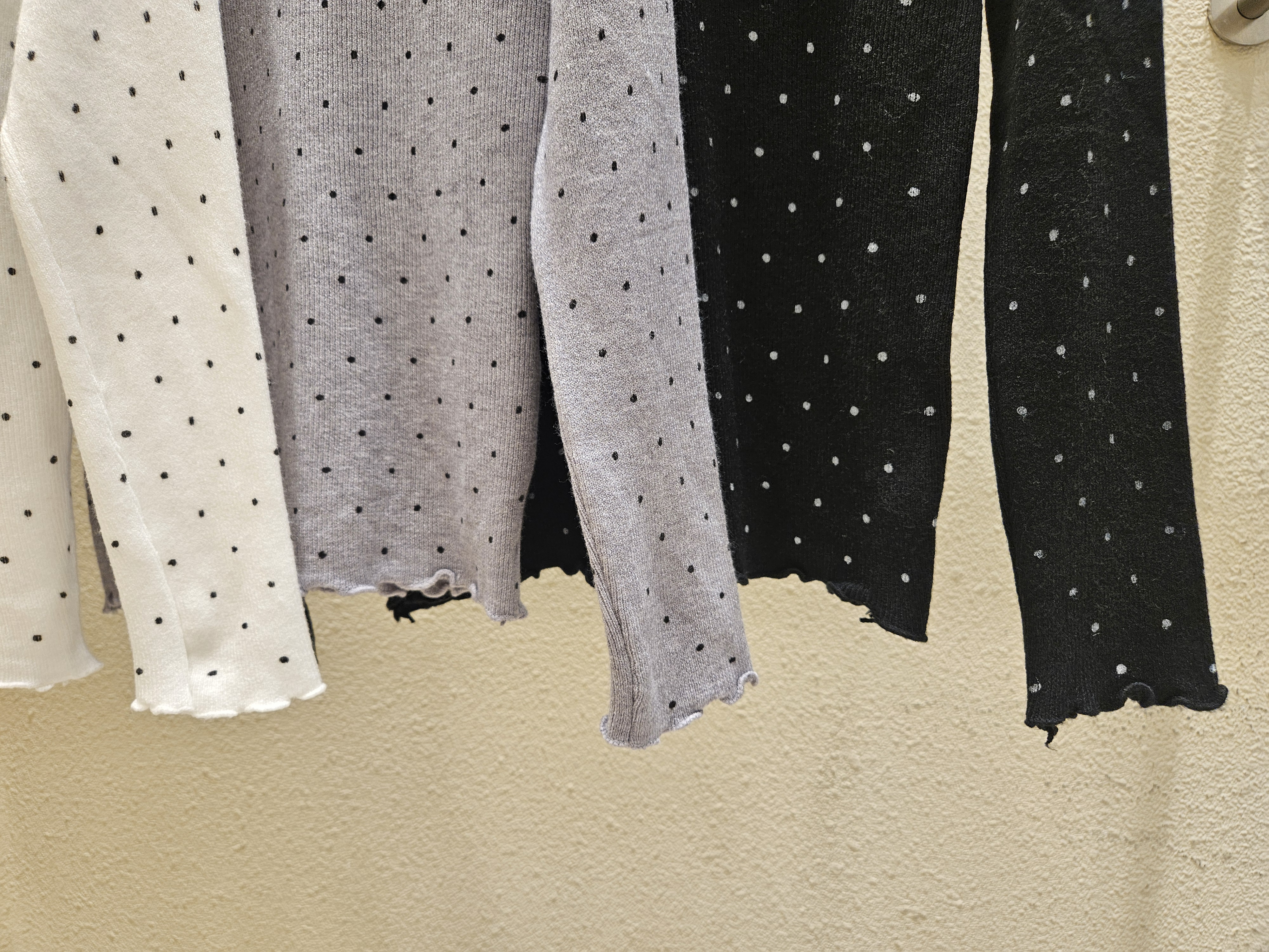 ハーフネックメロウドットニット | 詳細画像13