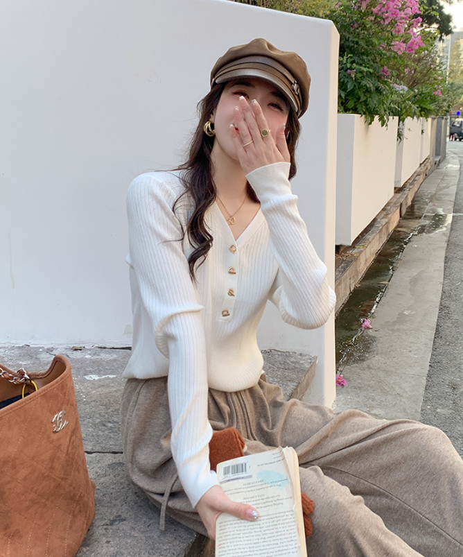 ボタンVネックスリムニット | 詳細画像4