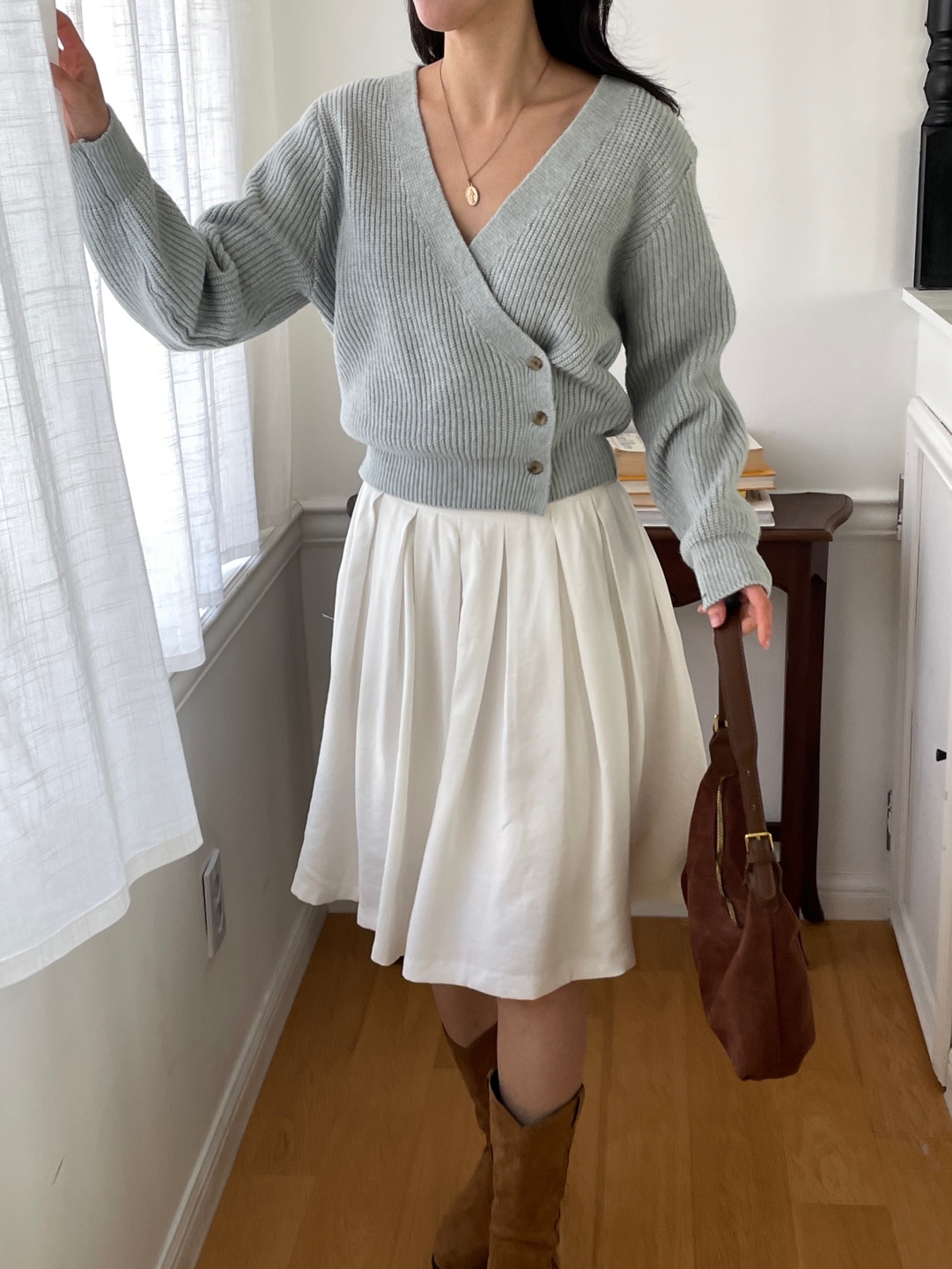 ウール混ボタンストラップVネックカラーカーディガン | 詳細画像10