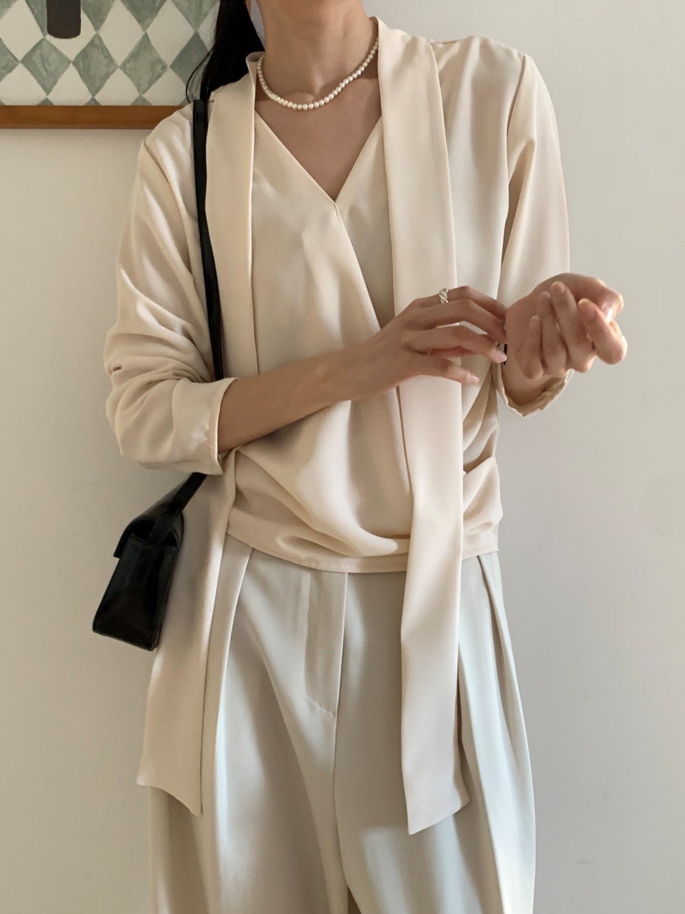 ボウタイVネックカシュクールブラウス | 詳細画像13