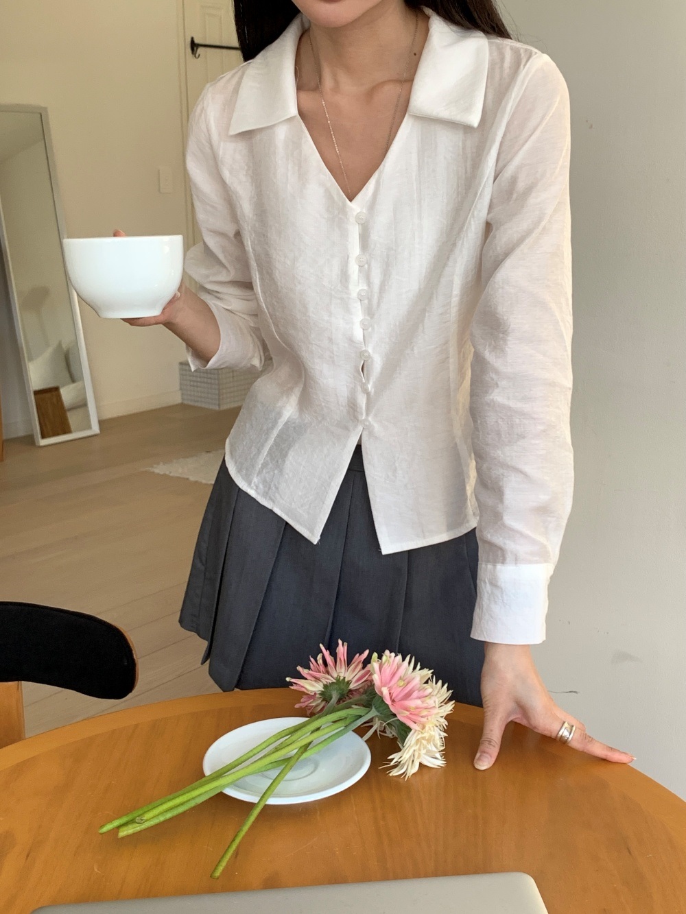 ボタンカラーVネックブラウス | 詳細画像10