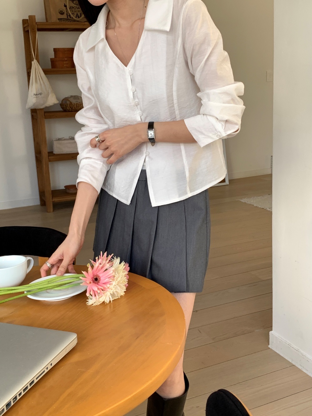 ボタンカラーVネックブラウス | 詳細画像11