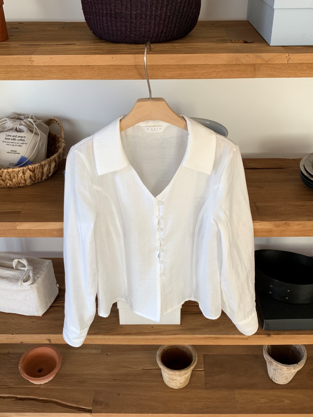 ボタンカラーVネックブラウス | 詳細画像23