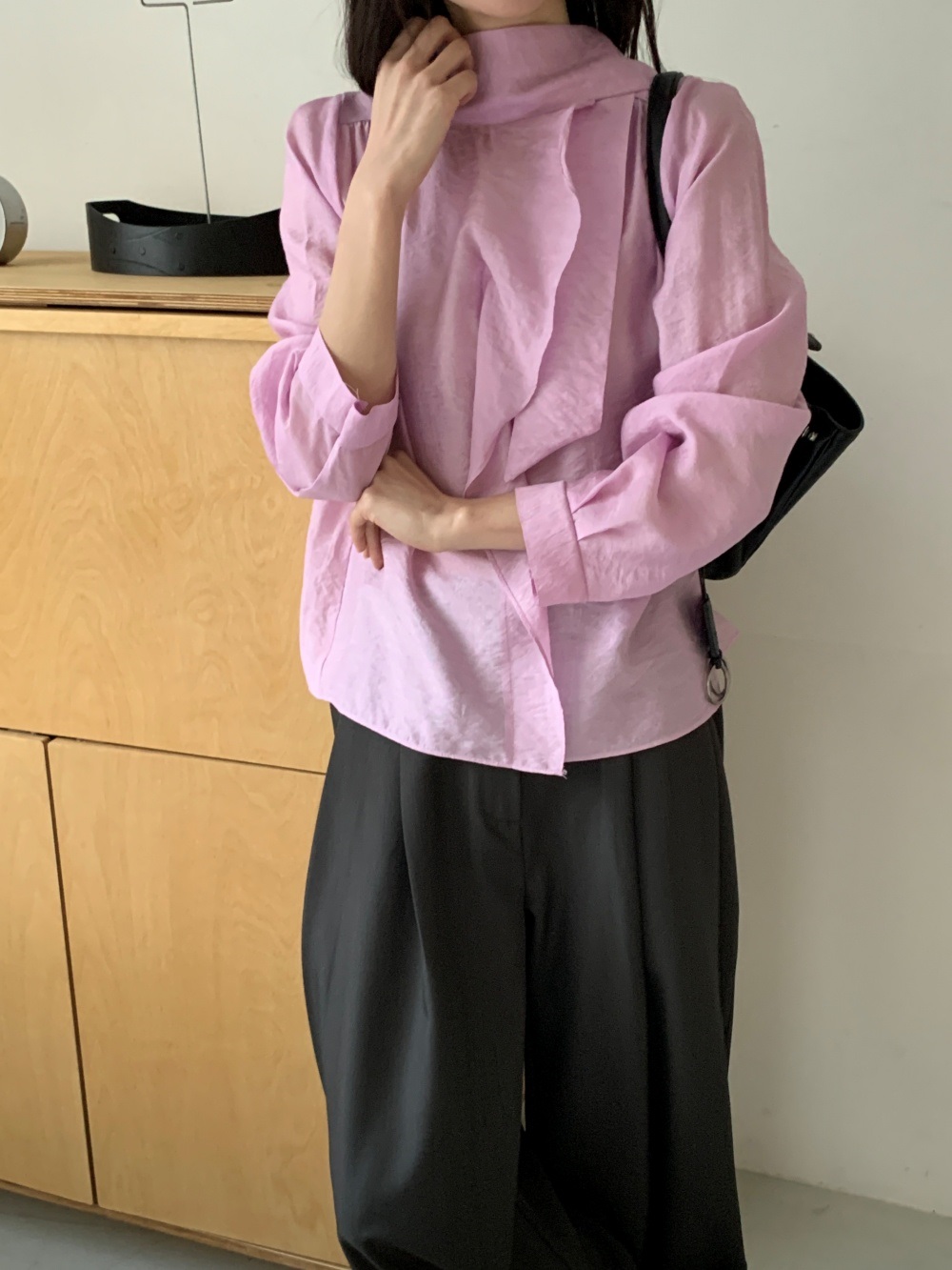 ボウタイドレープシャーリングブラウス | 詳細画像18