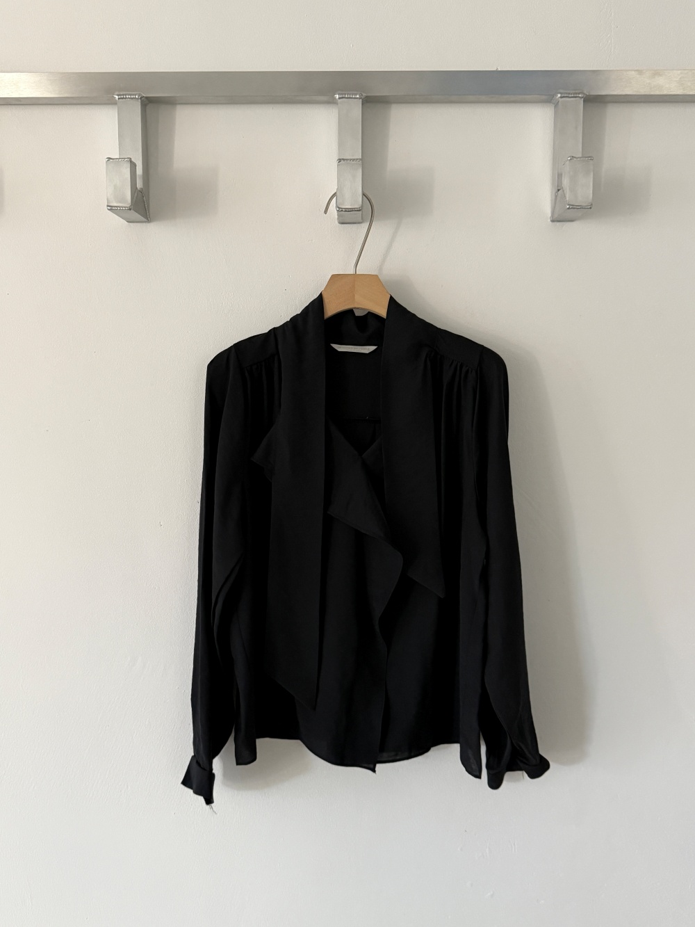 ボウタイドレープシャーリングブラウス | 詳細画像30