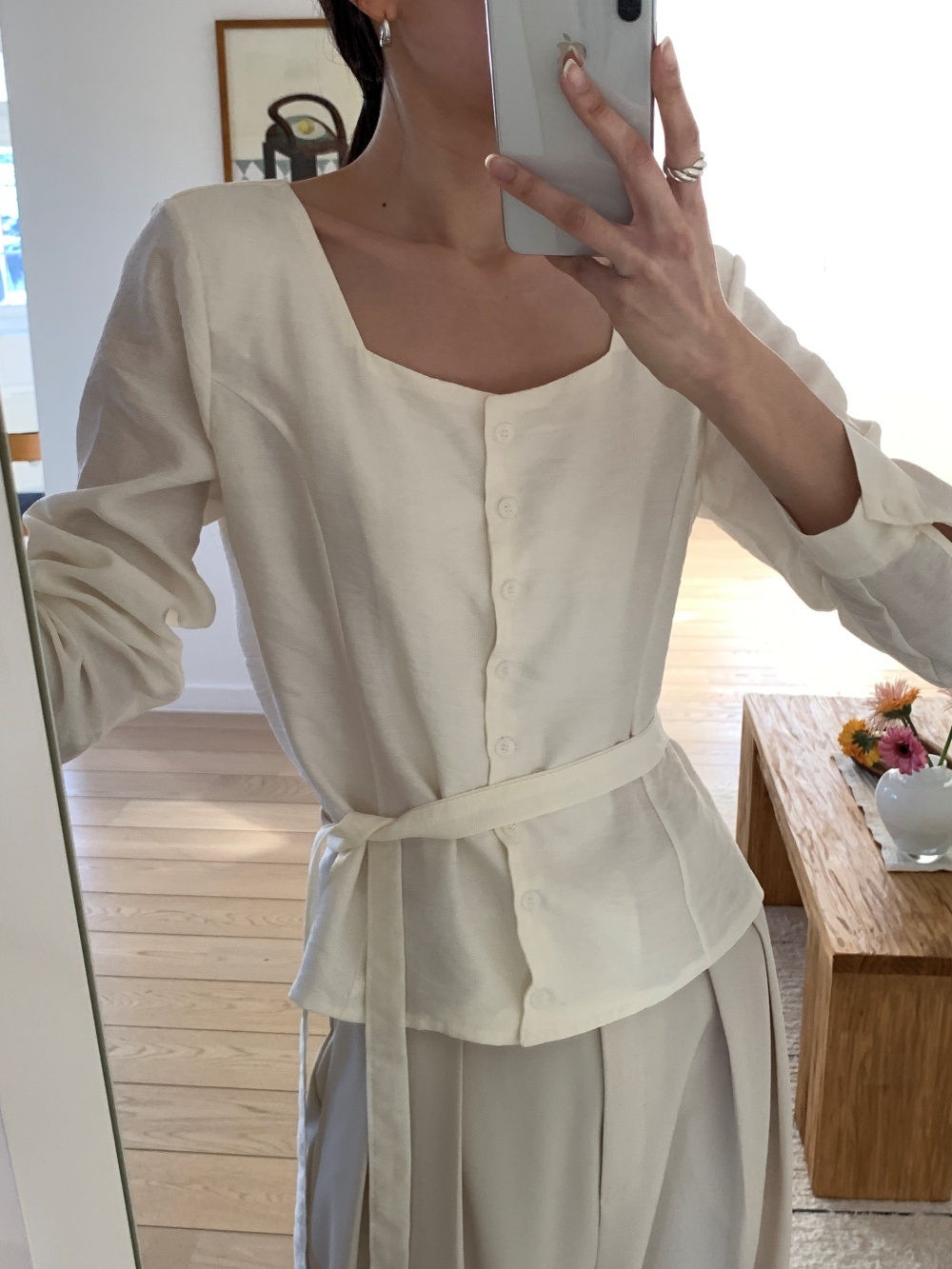 ボタンスクエアネックブラウスストラップ付 | 詳細画像4