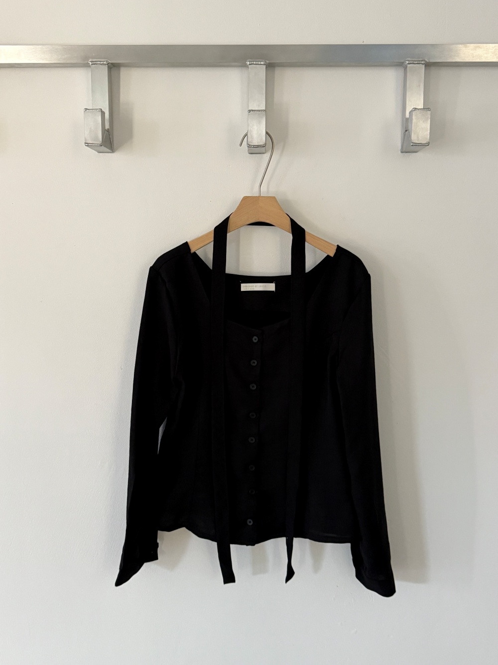 ボタンスクエアネックブラウスストラップ付 | 詳細画像31