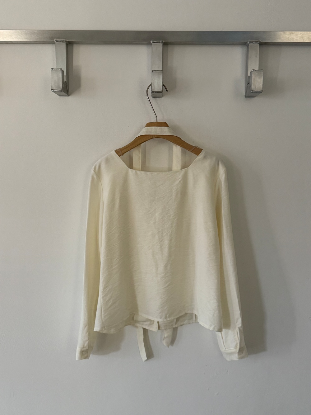 ボタンスクエアネックブラウスストラップ付 | 詳細画像34