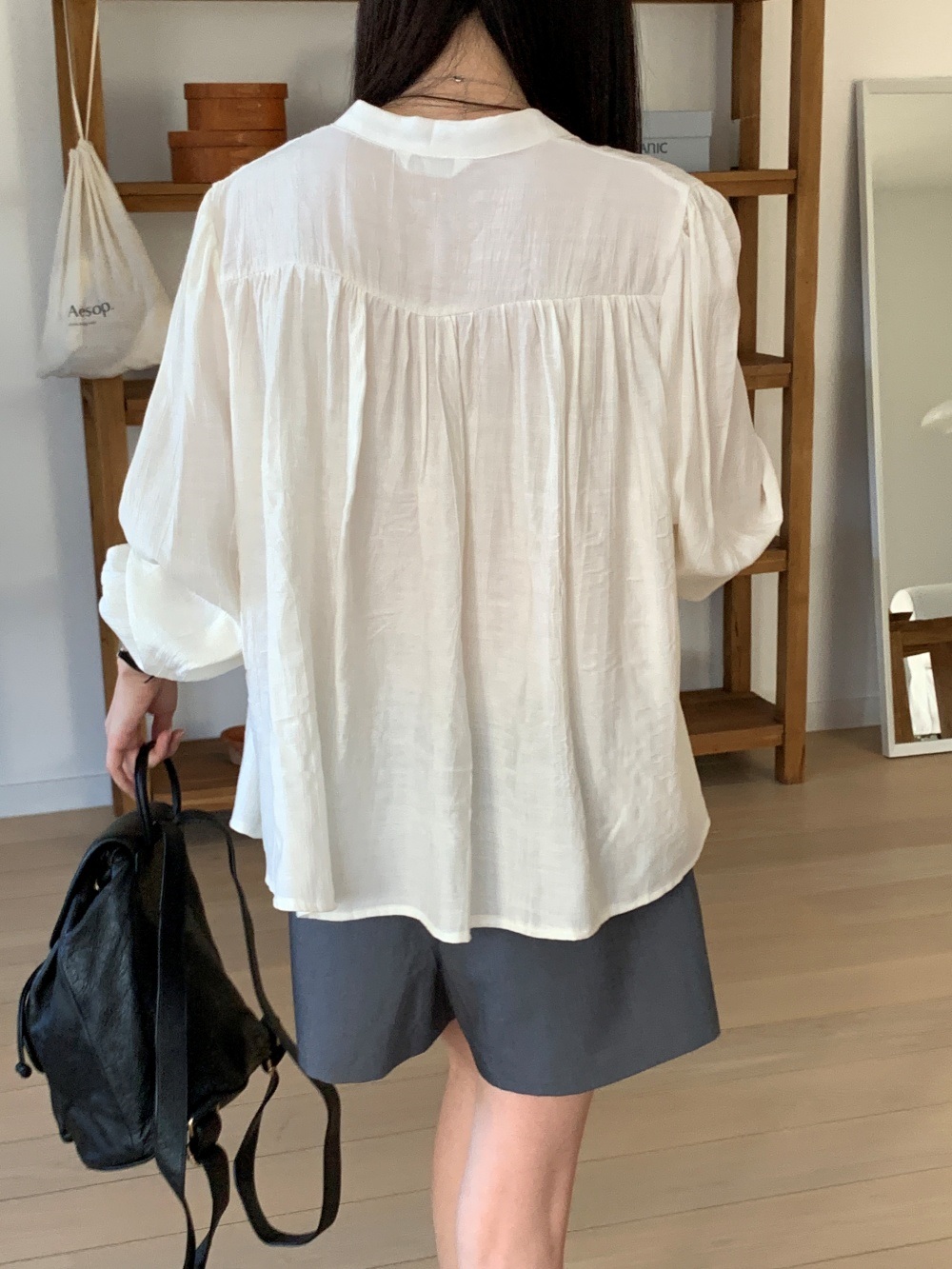 リボンシャーリングオープンカラーブラウス | 詳細画像8