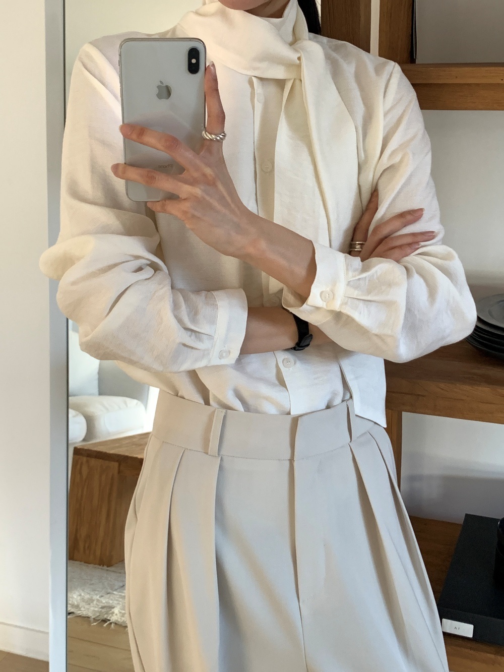 ボタンスカーフネックブラウス | 詳細画像3