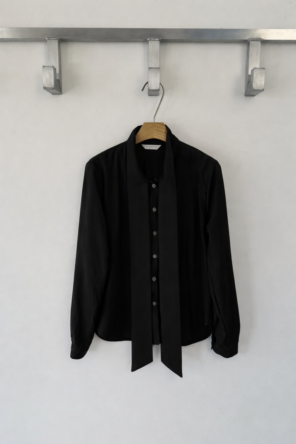 ボタンスカーフネックブラウス | 詳細画像12